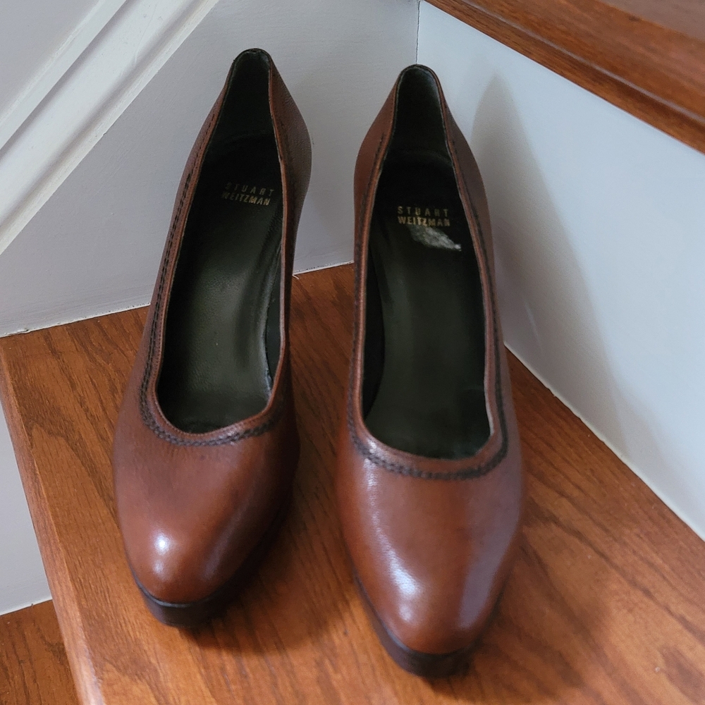 STUART WEITZMAN Brown Leather Pumps Size 9 Platform